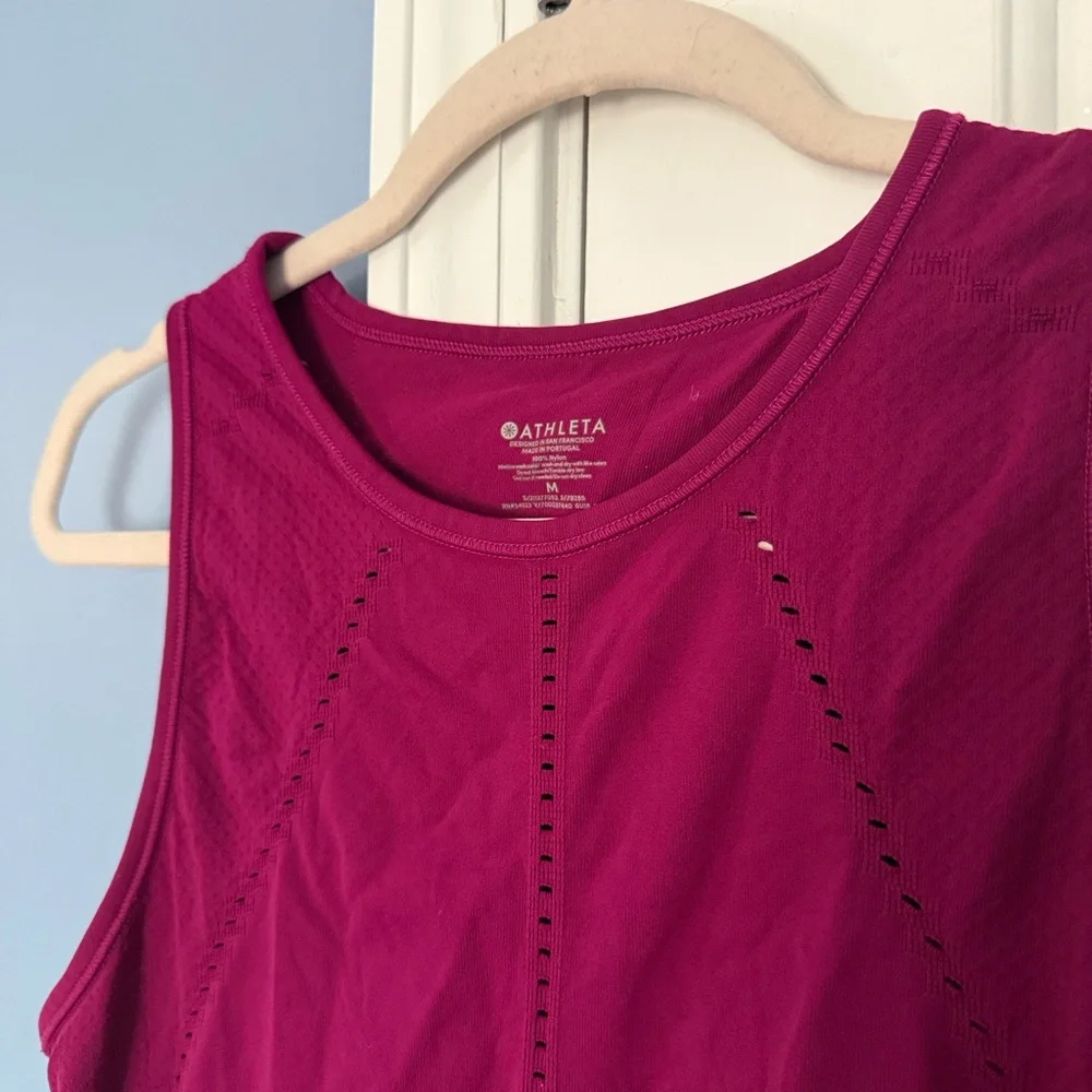 EUC Athleta Foothill Tank size M Magenta - Picture 4 of 7